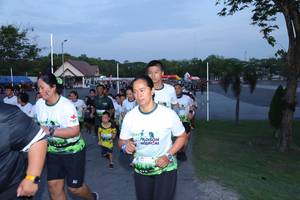 BIB: 
                            <button type="button" onclick="openModal(3627208)" class="btn btn-primary btn-sm float-right btn-popup" data-toggle="modal" data-target=".modal-high-quality">
                        <i class="fas fa-shopping-cart"></i> Add to Cart
                    </button>
                                            <button type="button" onclick="isThisMe(3627208, true)" class="btn btn-success btn-sm float-right btn-popup btn-isme hidden" data-toggle="tooltip" data-placement="bottom" title="นี่คือรูปของคุณใช่ไหม คลิกที่นี่เพื่อเอาเข้าอัลบั้ม">
                        <i class="fas fa-plus"></i> Add to album
                    </button>
                    <button type="button" onclick="isThisMe(3627208, false)" class="btn btn-warning btn-sm float-right btn-popup btn-isnotme hidden">
                        <i class="fas fa-ban"></i> Remove from album
                    </button>